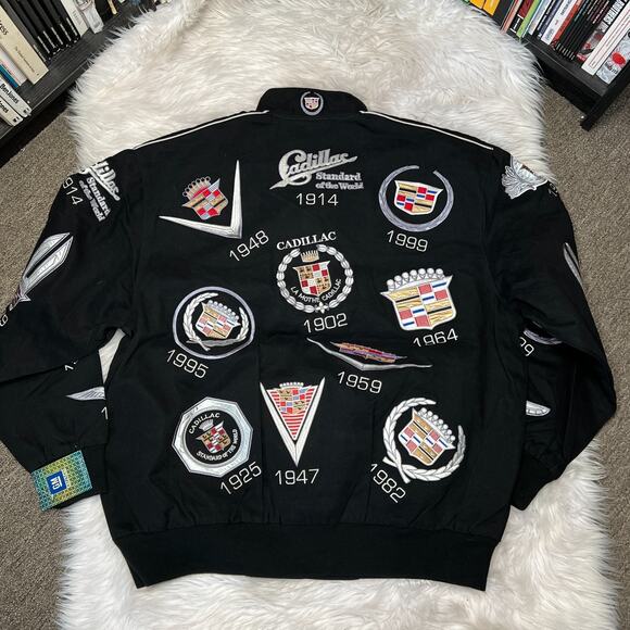 JH DESIGN CADILLAC EMBLEM GENERAL MOTORS SIZE XL - Picture 4 of 5